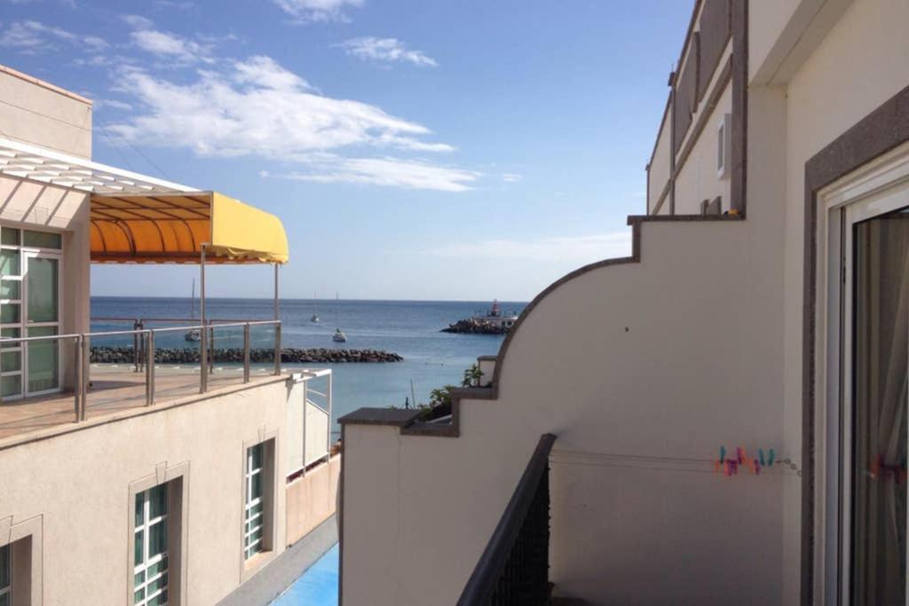 Schoene Wohnung Direkt Am Meer Mit Meerblick, Wlan Puerto De Mogan Kültér fotó