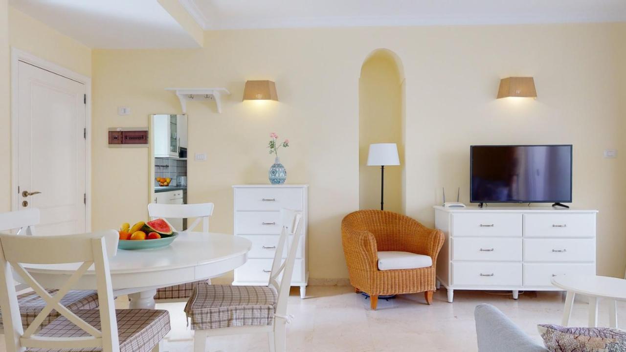 Schoene Wohnung Direkt Am Meer Mit Meerblick, Wlan Puerto De Mogan Kültér fotó